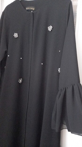 42 Beden Abaya