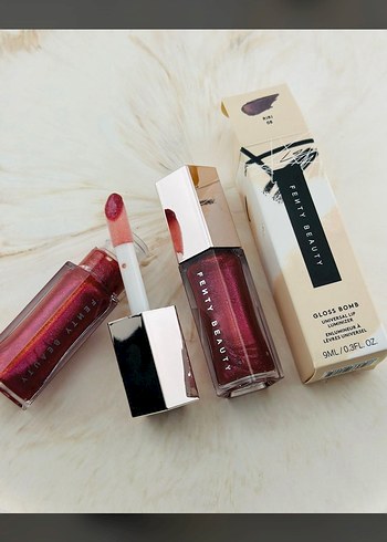 Fenty Beauty Fenty Beauty Işıltılı Aydınlatıcı+ruj avantajlı paket