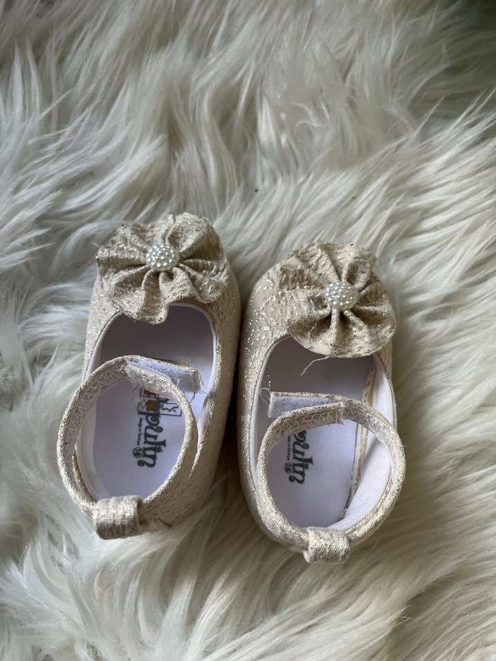 Kız Bebek Beyaz Fırfırlı İlk Adım Ayakkabısı - Görsel 2