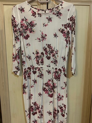 H&M çiçekli günlük elbise