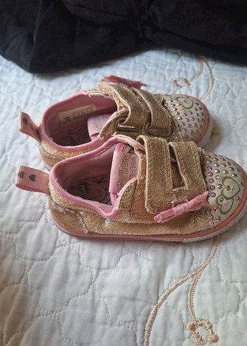 Skechers Kız Çocuk Parlak Pembe Cırt Cırtlı Spor Ayakkabı