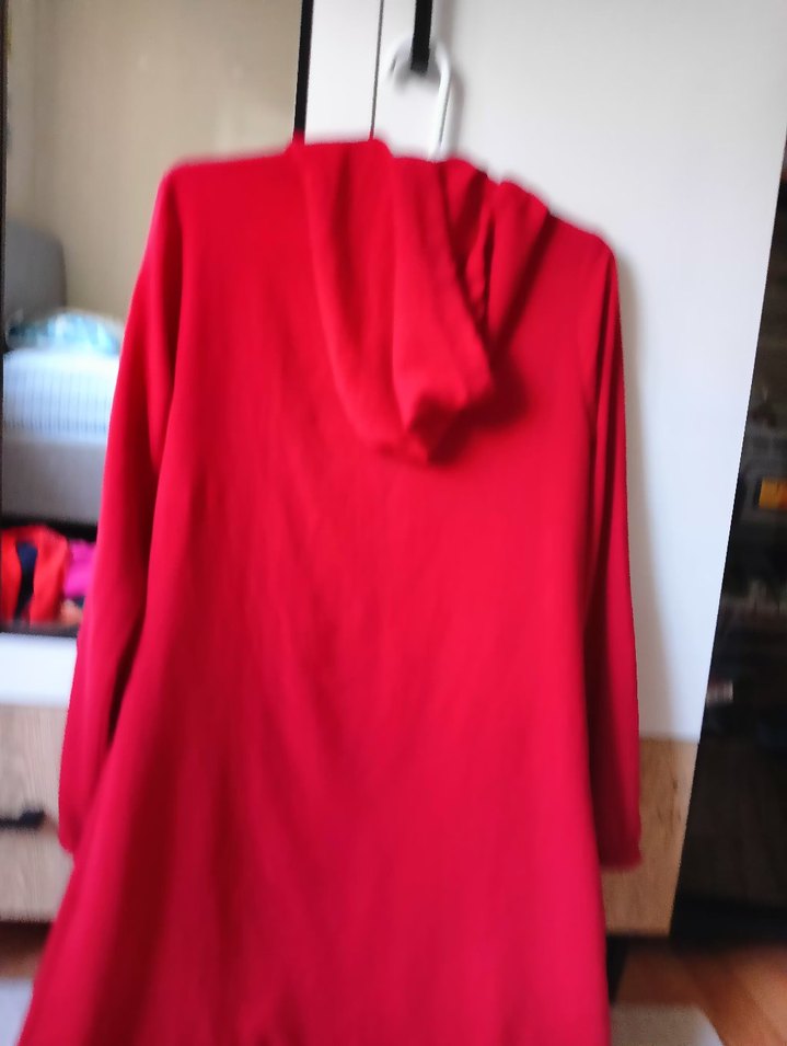 Kırmızı kapişonlo tunik - Görsel 4