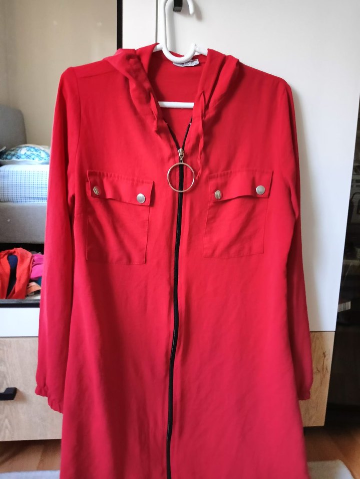 Kırmızı kapişonlo tunik - Görsel 5