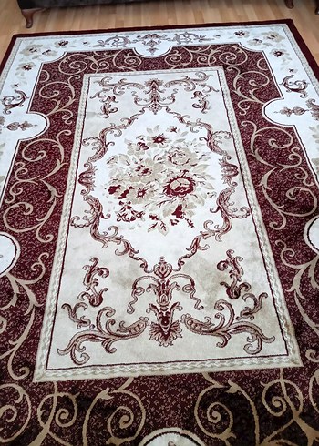 Bordo Desenli Klasik Halı
