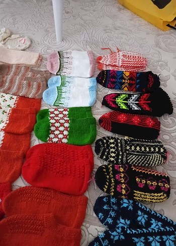 Renkli Geleneksel Örgü Eldivenler - Görsel 10
