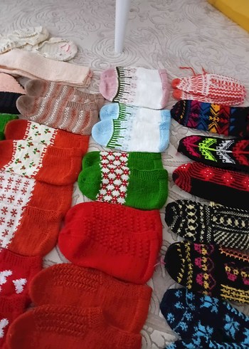 Renkli Geleneksel Örgü Eldivenler - Görsel 4