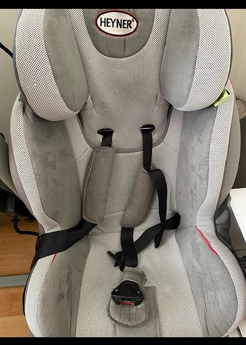 9- 36 kg Beden Heyner Gri Çocuk Oto Koltuğu