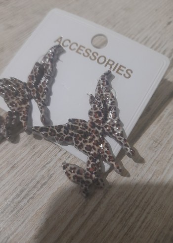 Accessorize Bohem Leopar Desenli Boncuklu Küpeler