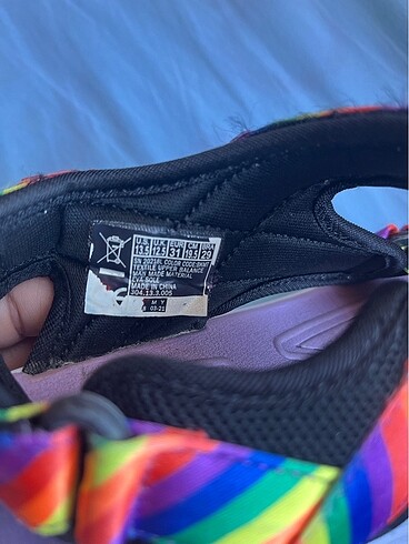 31 Beden çeşitli Renk Skechers orjinal sandalet