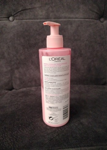 Beden Loreal Paris Değerli Çiçekler Yüz Temizleme Sütü