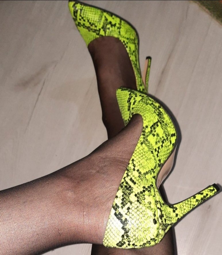 Sarı Yılan Desenli Stiletto Topuklu Ayakkabı - Görsel 2