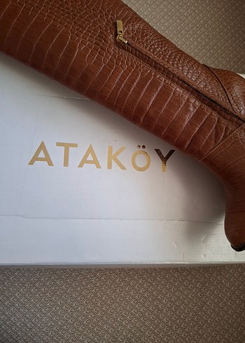 Kahverengi Deri Yılan Desenli Topuklu Kadın Çizme - Görsel 3