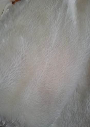 Beyaz Kürk Detaylı Peluş Kapüşonlu Kadın Yelek - Görsel 3