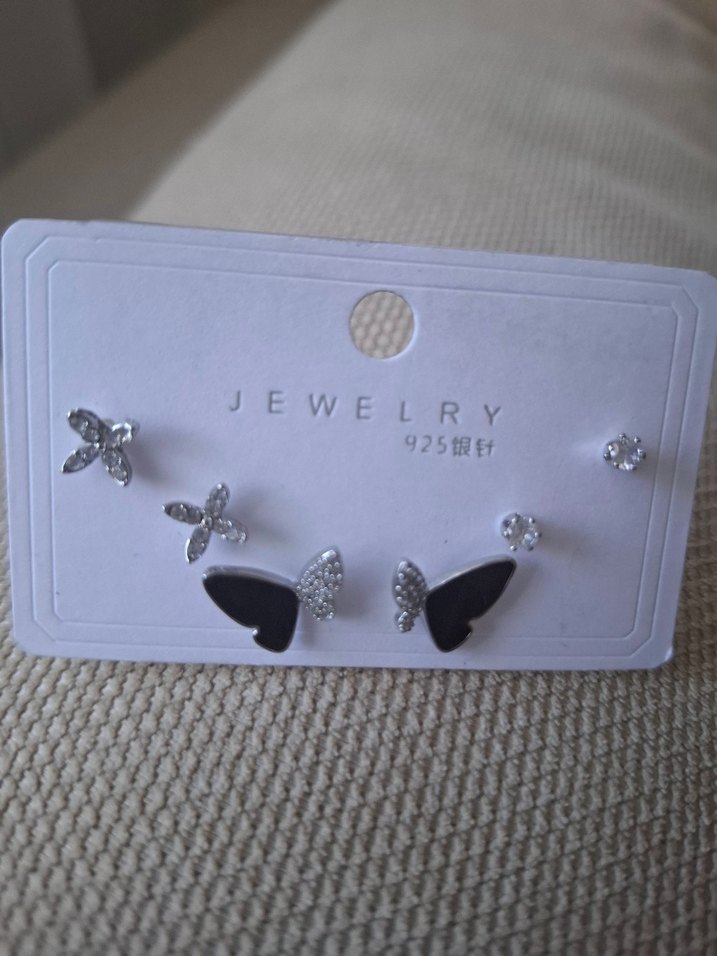 Siyah Minik Kelebekli 6'lı Küpe Seti - Görsel 2