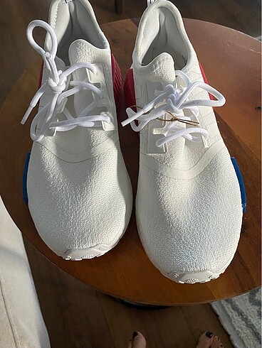 Adidas spor ayakkabı