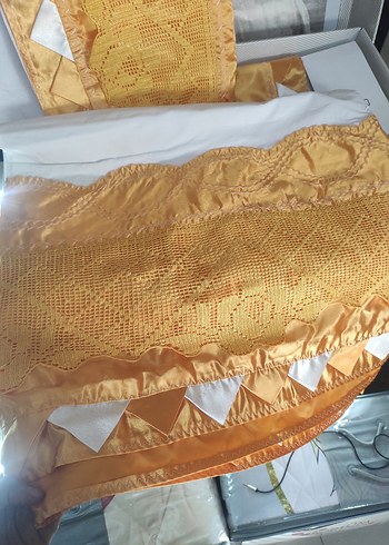 Sarı İşlemeli Parlak pike takımı - Görsel 5