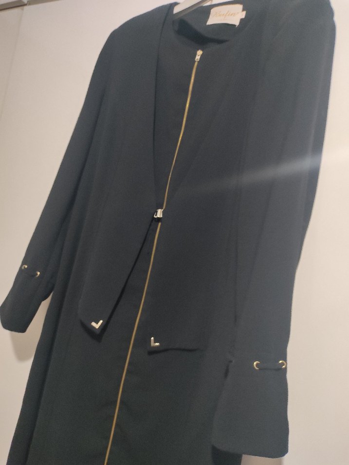 Siyah Uzun Kadın Kaban - Gotik Stil - Görsel 5