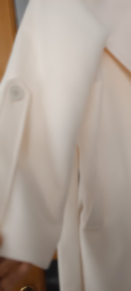 Beyaz Kadın Uzun Klasik Kesim Kaban - Görsel 4
