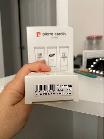 Pierre Cardin Pierre Cardin CC krem- Nude Face Spf 15 Light