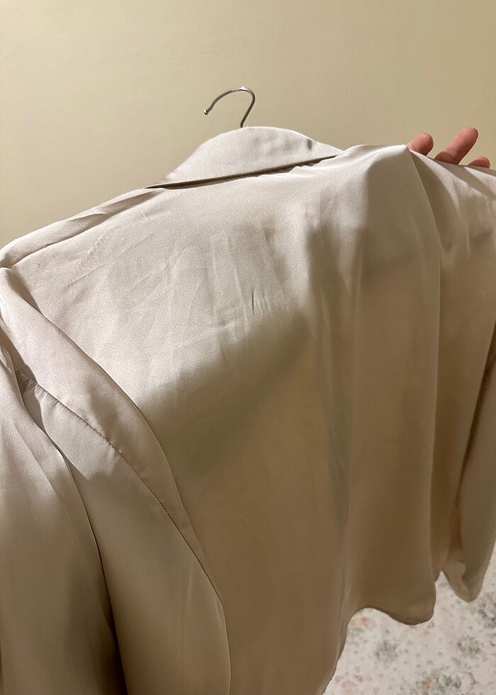 Zara saten gömlek - Görsel 3