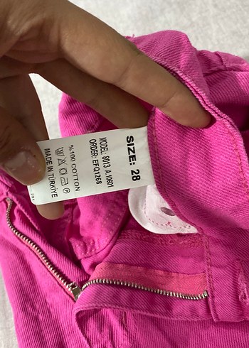 m Beden Düğmeli Pembe Midi Kadın Şort