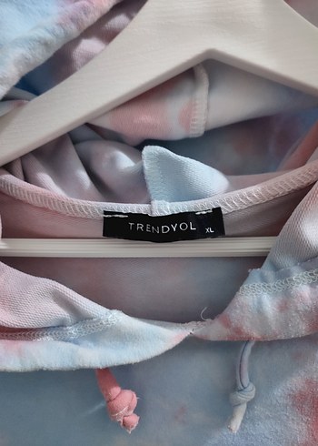 Trendyol Renkli Batik Desenli Sweatshirt - Görsel 3