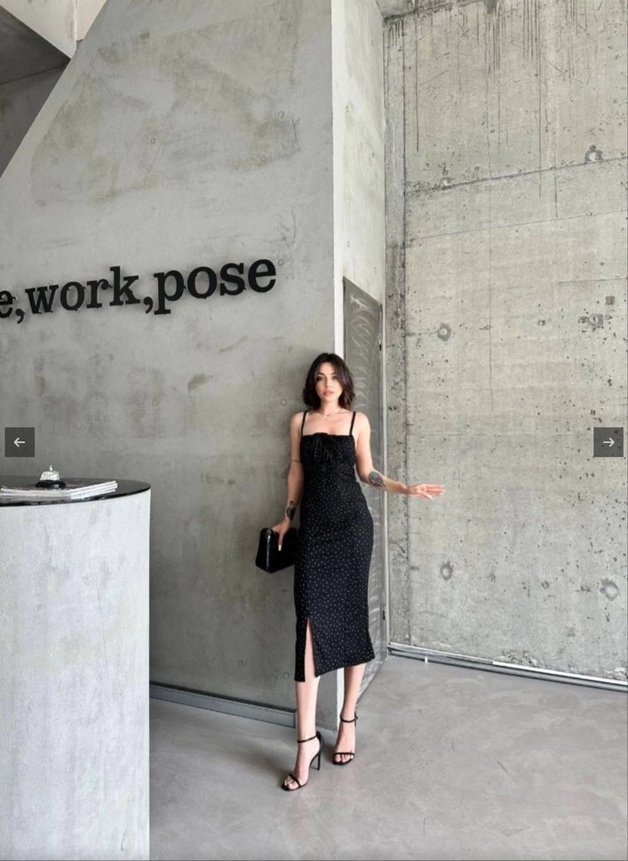 Desenli askılı elbise

Ürün Kodu: B0L4RA5UQO - Görsel 2