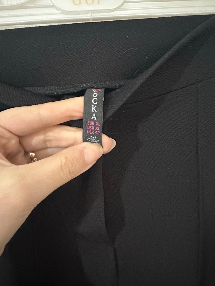 Siyah Kadın Kumaş Pantolon Midi Boy - Görsel 3