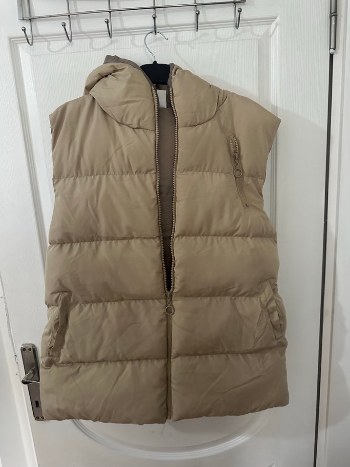 Kadın Bej Kapüşonlu Fermuarlı Yelek - Görsel 2