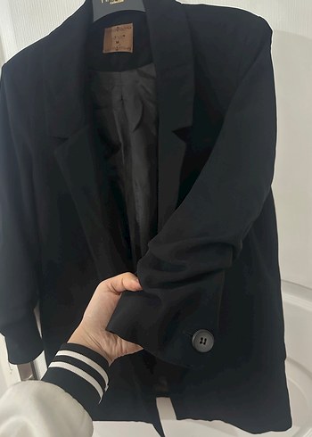 Siyah Düğmeli Kadın Midi Blazer - Görsel 4