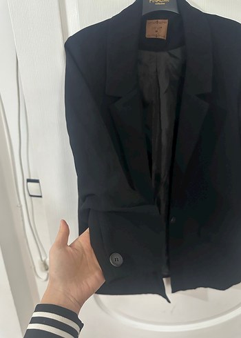 Siyah Düğmeli Kadın Midi Blazer - Görsel 3