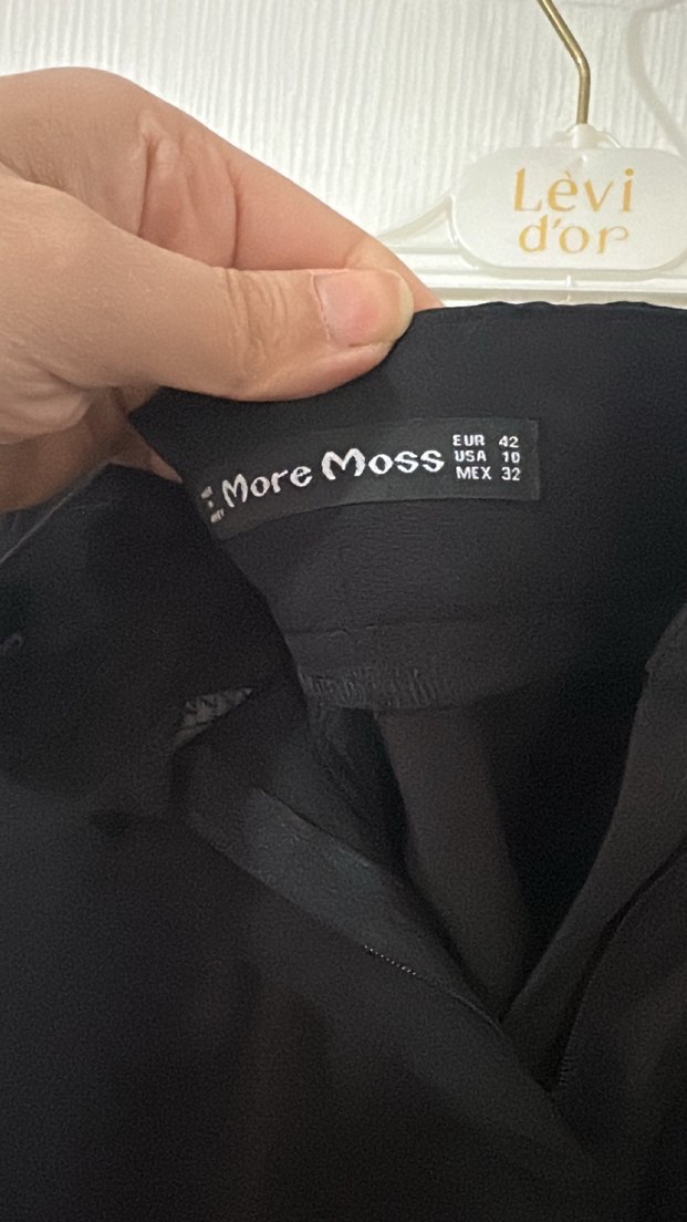 Kadın Siyah Kemerli Midi Kumaş Pantolon - Görsel 3