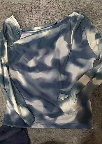 Kayık yaka tül bluz - Görsel 2