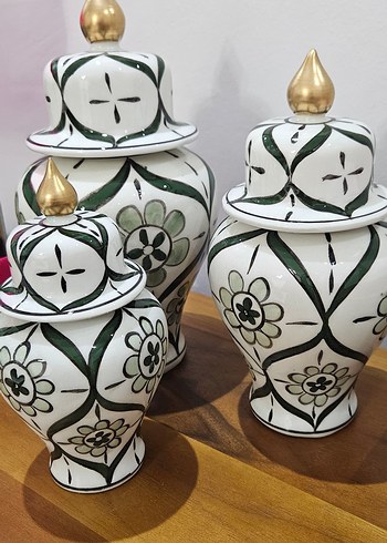 Beyaz Desenli Dekoratif Vazo Seti