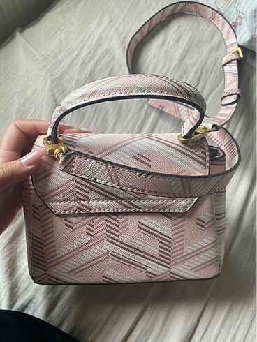 Guess orjinal guess çanta