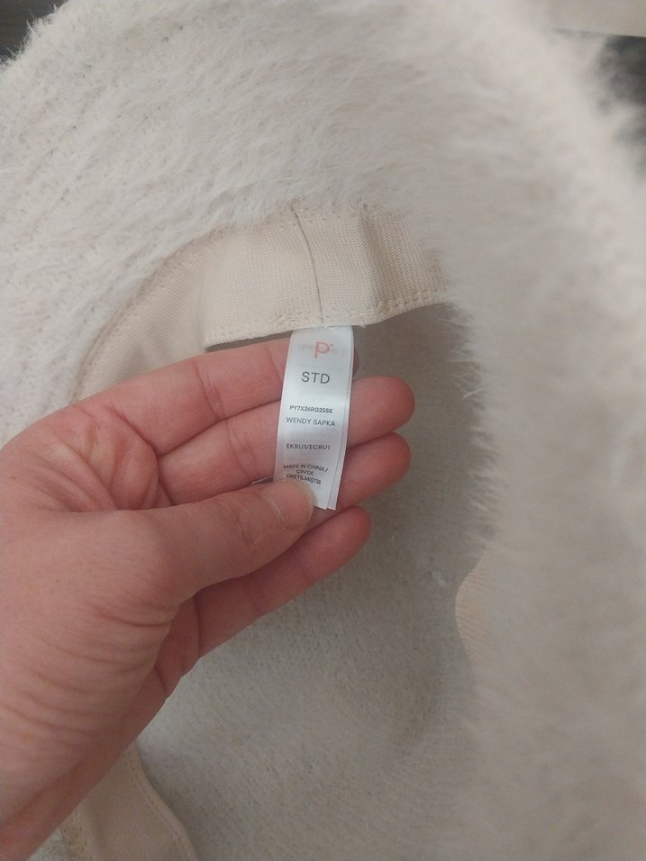 Beyaz Yünlü Kadın Şapka sifir urun - Görsel 5