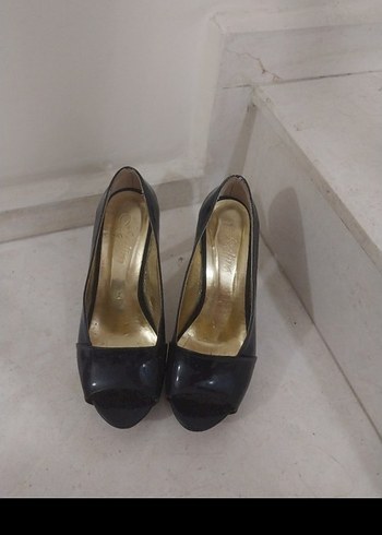 Klasik Siyah Tokalı Stiletto Topuklu Ayakkabı 38 numara - Görsel 2