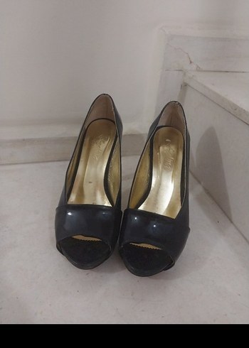 Klasik Siyah Tokalı Stiletto Topuklu Ayakkabı 38 numara - Görsel 3