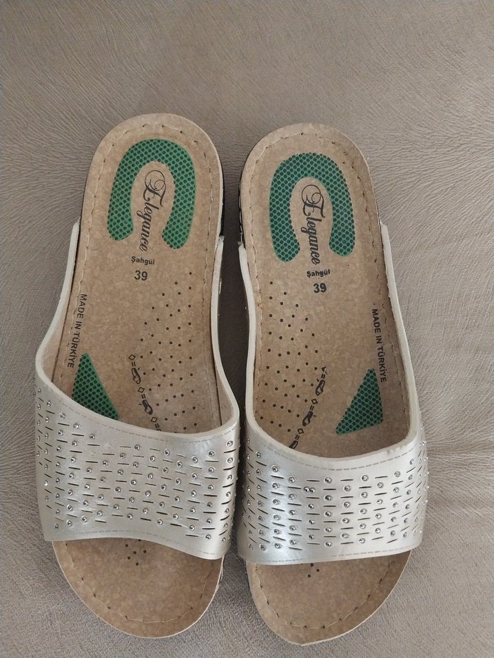 Gri Tokalı Kadın Dolgu Topuk Terlik sifir urun - Görsel 5