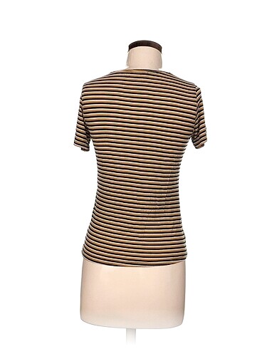 universal Beden Diğer T-shirt %70 İndirimli.