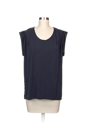 Zara Bluz %70 İndirimli.