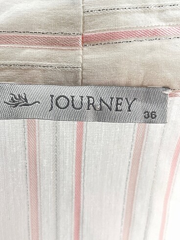 36 Beden çeşitli Renk Journey Bluz %70 İndirimli.