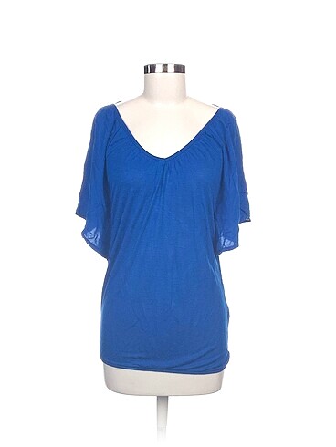 Bershka Bluz %70 İndirimli.