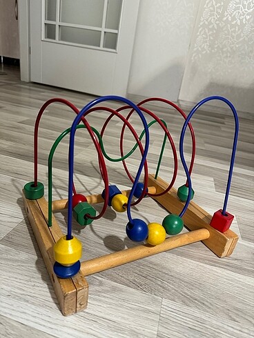 Ahşap koordinasyon oyuncağı