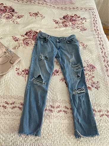 Zara yırtmaçlı jean