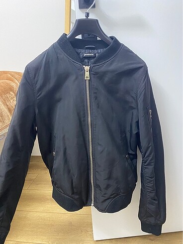 Stradivarius m beden bomber ceket