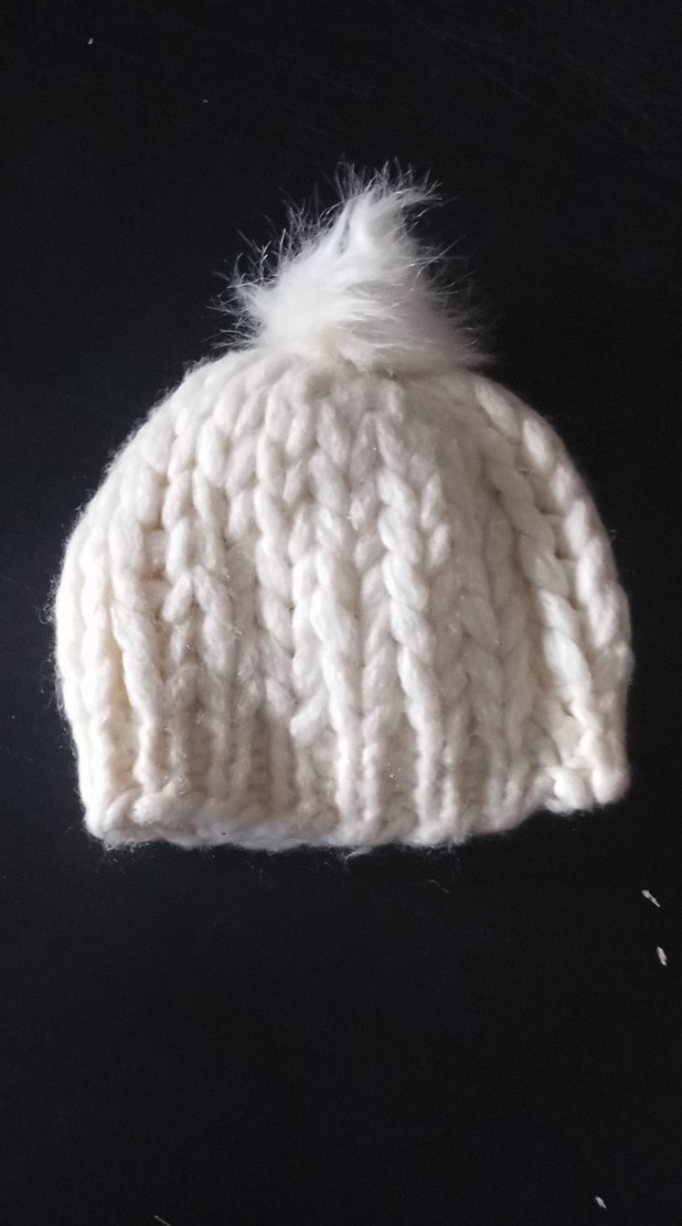 Krem ponponlu hand made - Görsel 2