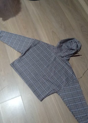 Stradivarius m ekoseli kapüşonlu - Görsel 7