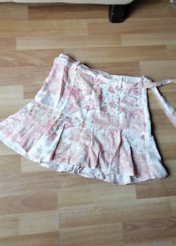 Stradivarius Stradivarius şortlu mini etek