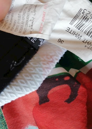 QUİKSİLVER sıfır çok tarz

Renkli Baskılı Erkek Mini Mayo - Görsel 6